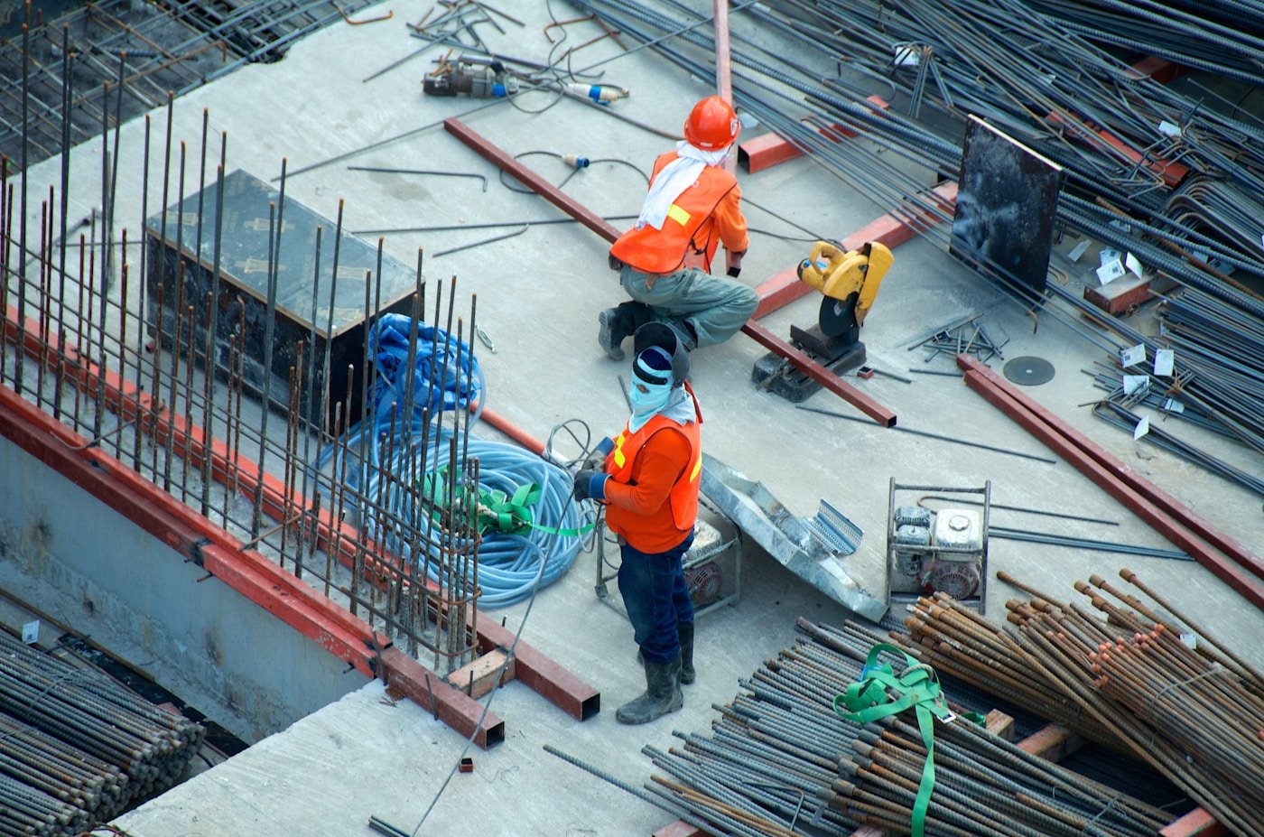 Exposed structural frame on a construction project representing intumescent coating works